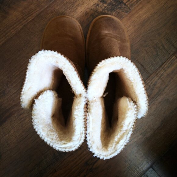 EBV Australia Shearling Boots Side Button Closure Tan Size 10 - Picture 5 of 9